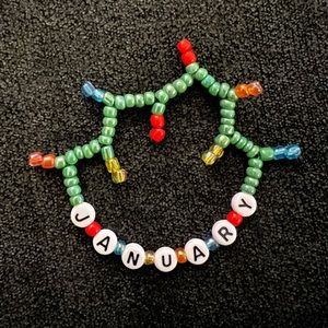 Taylor Swift January friendship bracelet